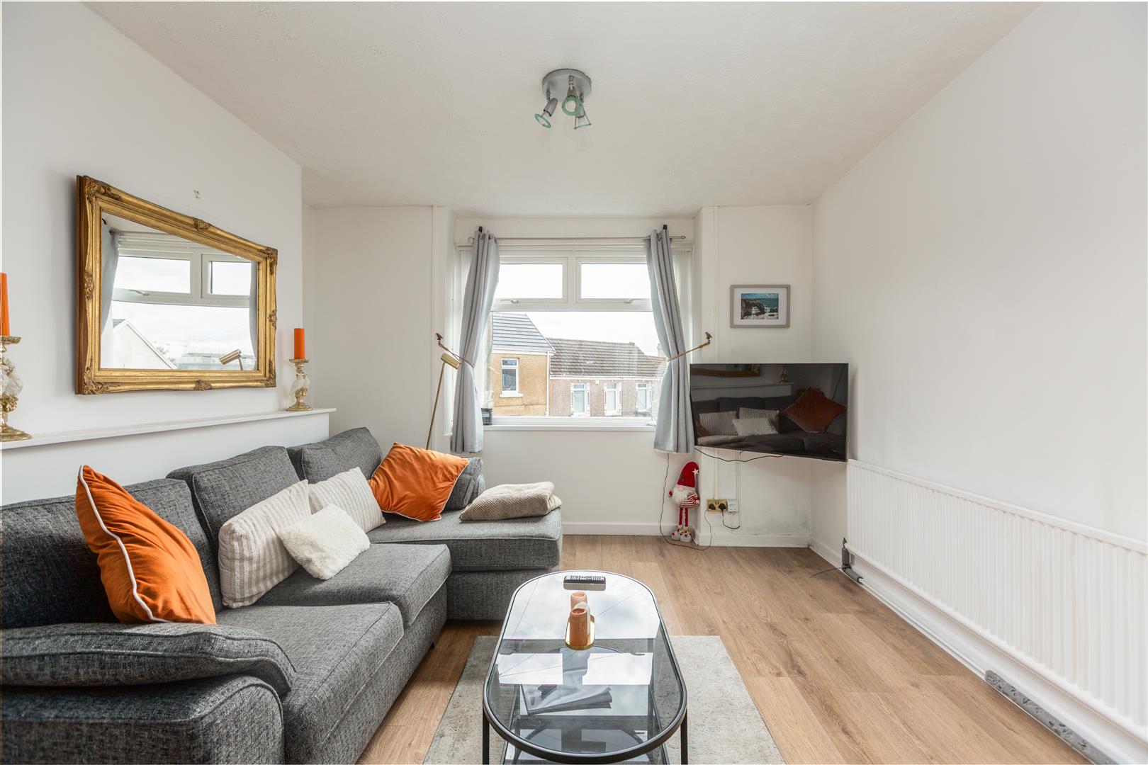 Kinley Street, St. Thomas, Swansea, SA1 8HE